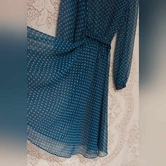 🟡 Delani II shear polka dot dress size 8 (InvW67) - Picture 5 of 5